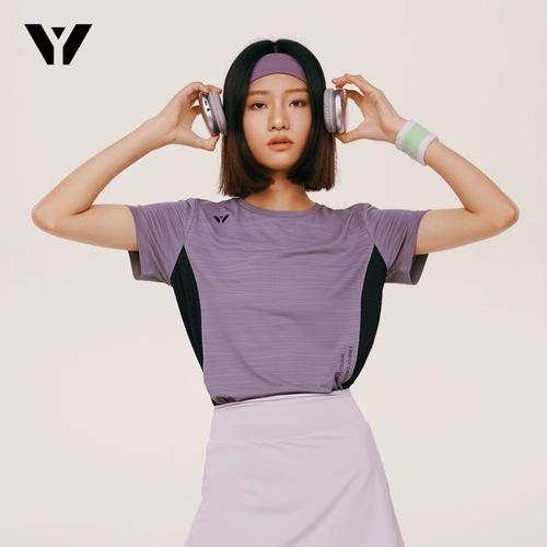 夏日運(yùn)動(dòng)新風(fēng)尚 速干拼接瑜伽上衣的透氣時(shí)尚魅力